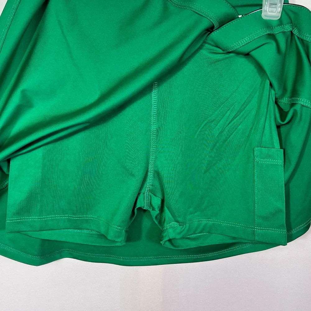 Wilson Girls Tennis Skort Courtside Green Striped Athletic Skirt Size L 10/12